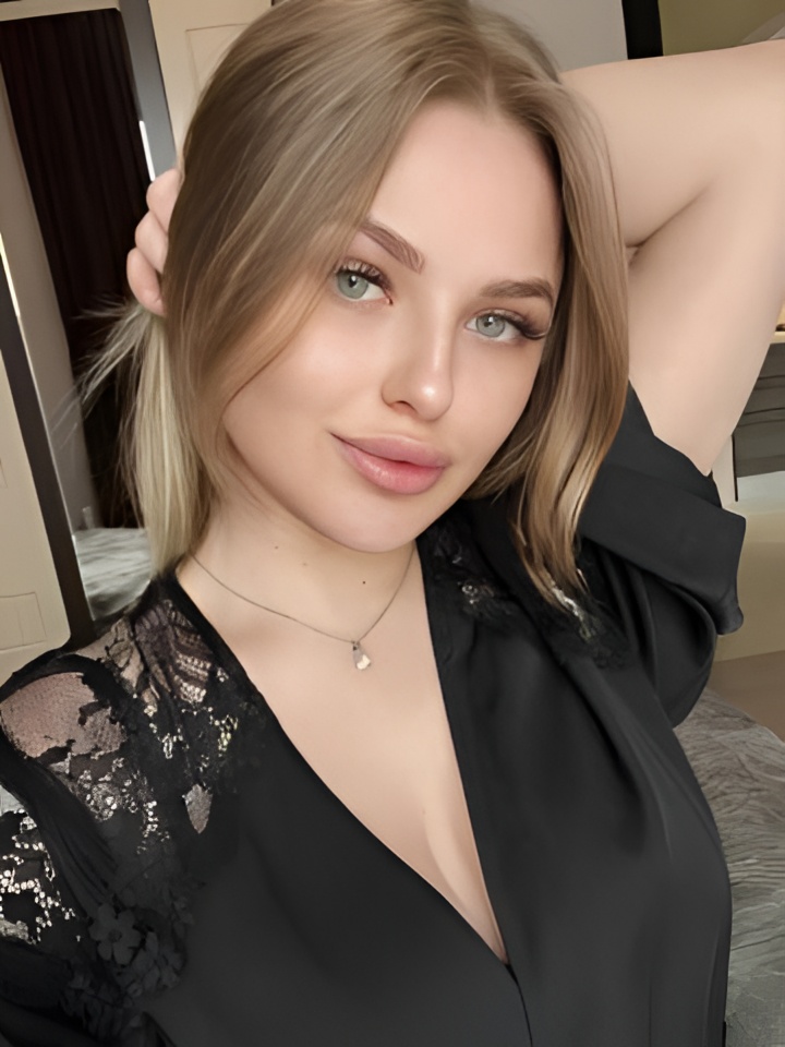 Жасмин привлекальеная девушка из Зея цена от 4000 руб