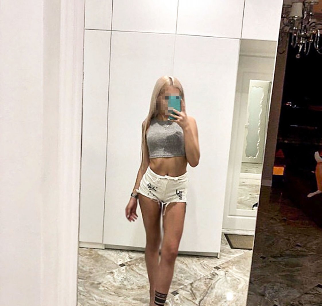 Индивидуалка Окси, доступна для личного знакомства от 3500 руб