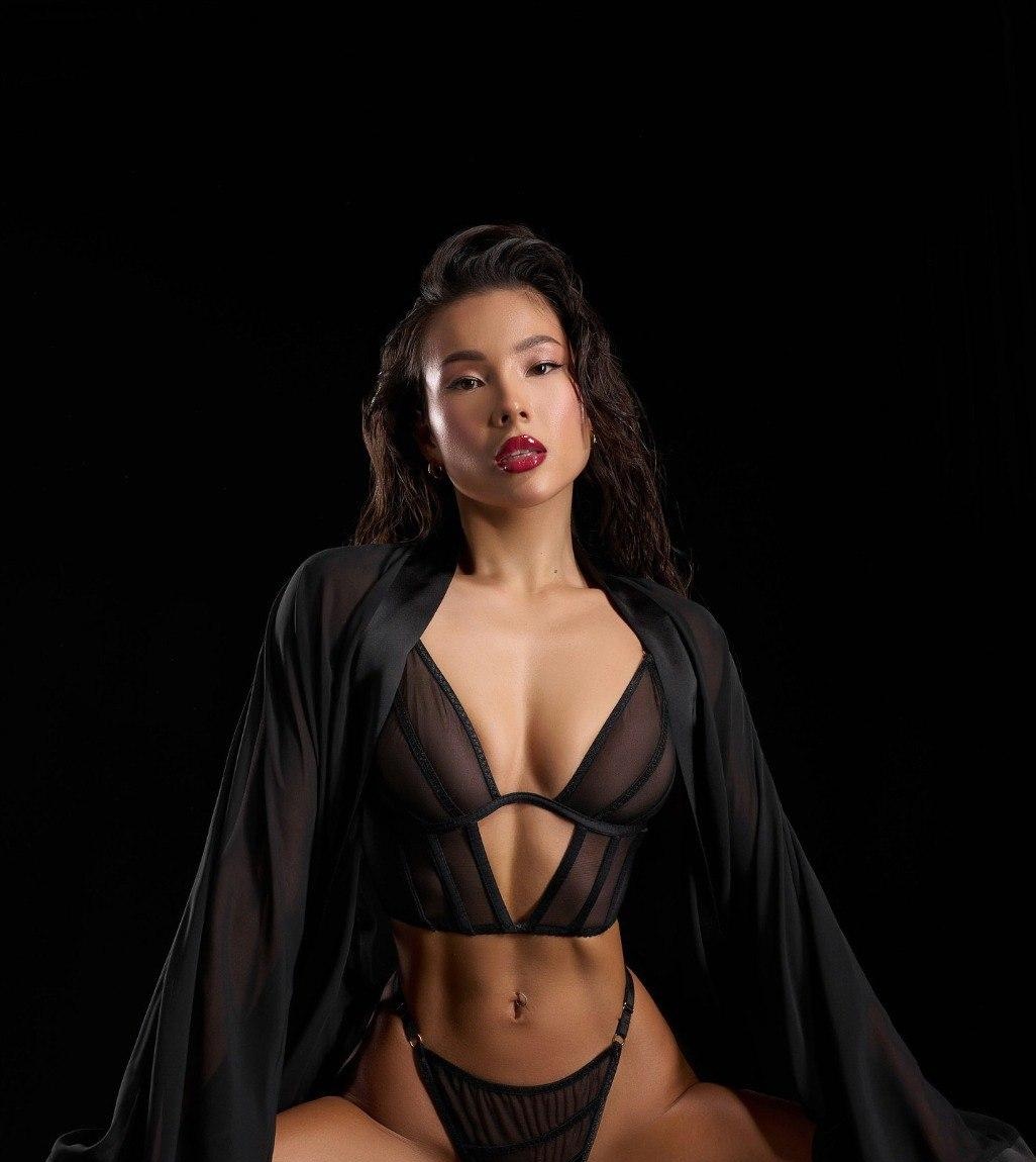 Светка привлекальеная девушка из Зея цена от 5000 руб