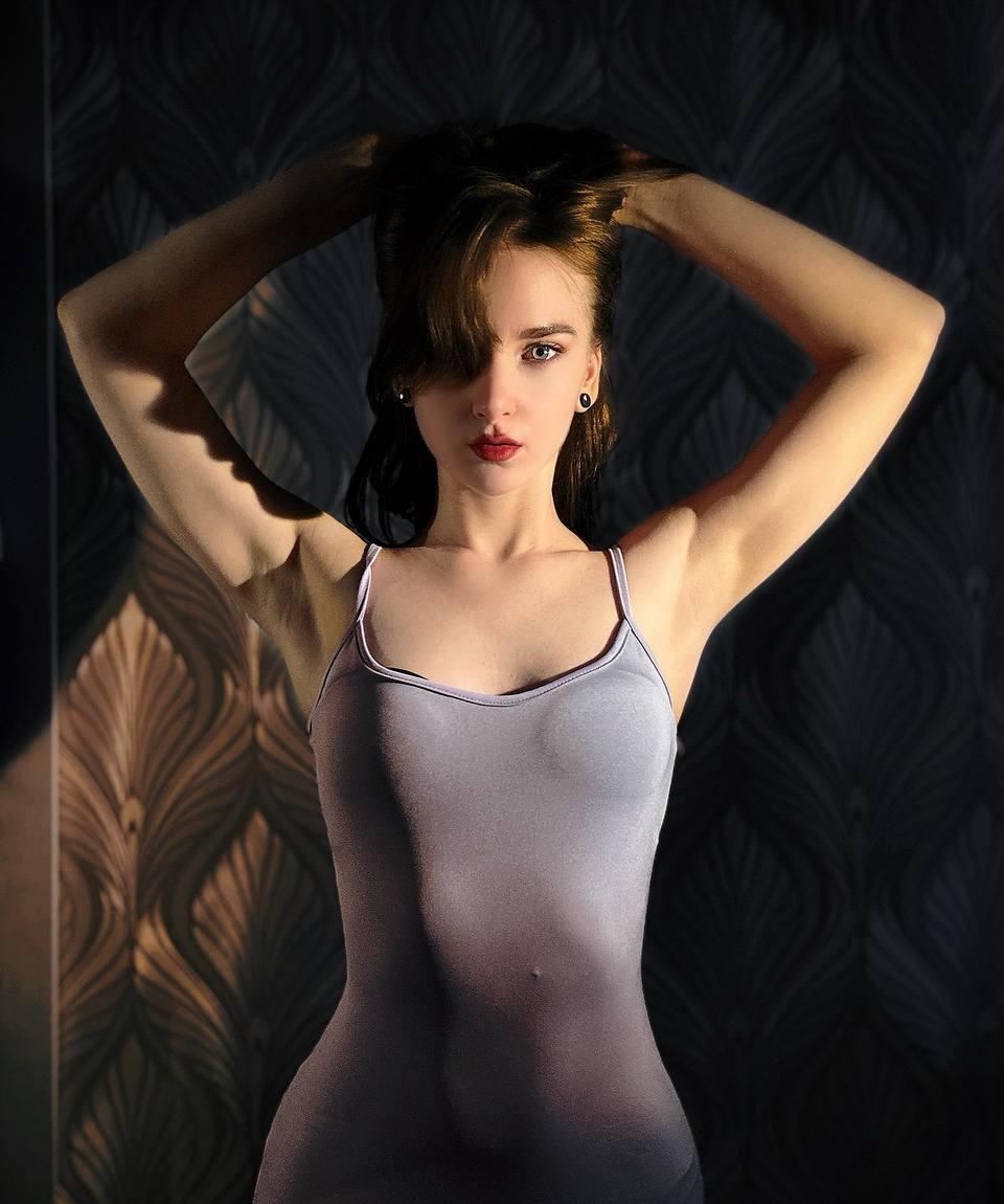 Дарья привлекальеная девушка из Зея цена от 6000 руб