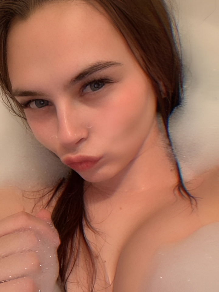 Индивидуалка Камилла, доступна для личного знакомства от 5000 руб