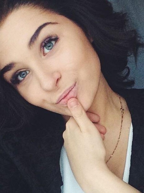 Алена привлекательная девушка из Зея цена от 3500 руб