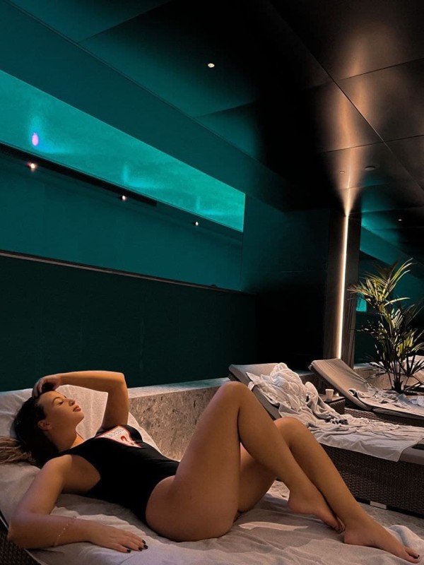 Оксана привлекательная девушка из Зея цена от 3000 руб