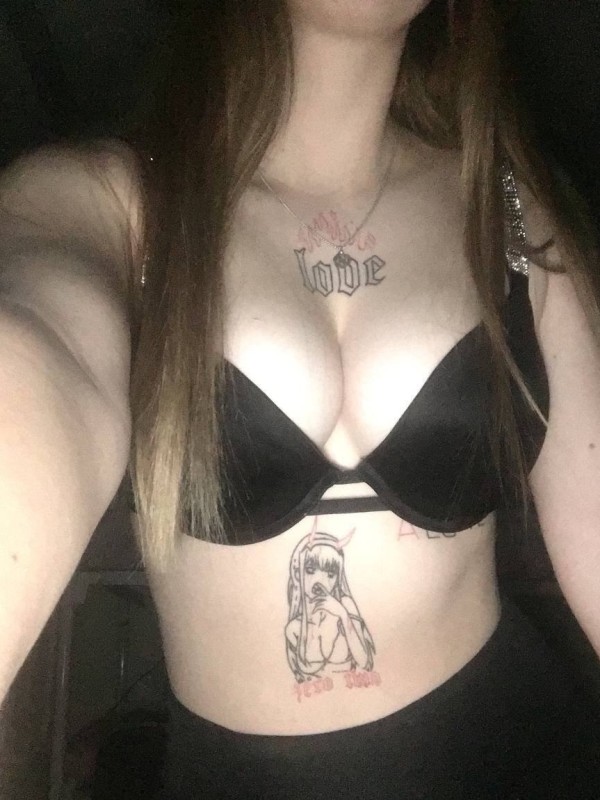 Рита привлекательная девушка из Зея цена от 3000 руб