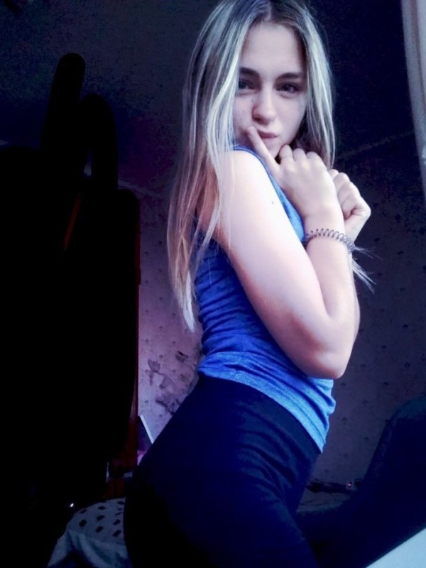 Алина привлекательная девушка из Зея цена от 3500 руб