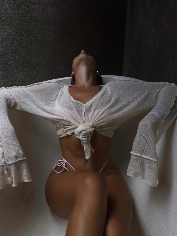 ОЛЕСЯ привлекательная девушка из Зея цена от 6000 руб