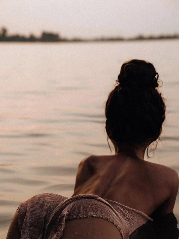 Ника привлекательная девушка из Зея цена от 7000 руб